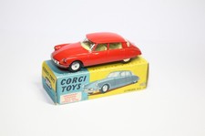 Corgi 210S Citroen DS19 In