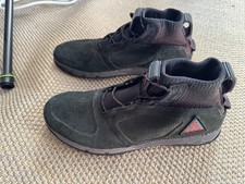 Nike ACG Ruckle Ridge Mid Top