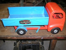 Triang tipper truck. Vintage lorry.