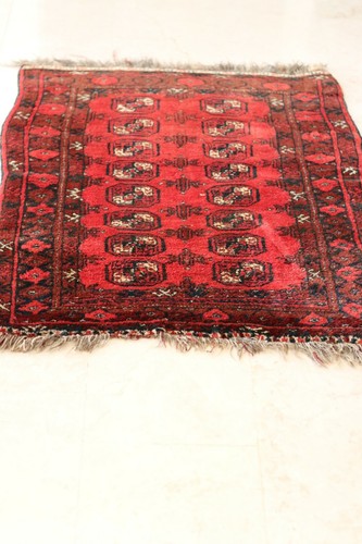 Hand knotted oriental vintage - knotted,