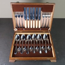 Vintage Unity Sheffield 24pc  Cutlery Set in Wooden Canteen - Faux Bone Handle