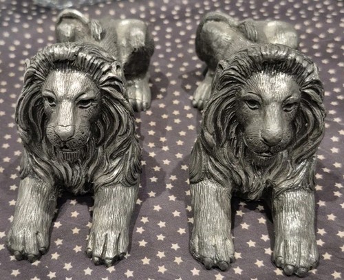 Pair vintage royal - of,