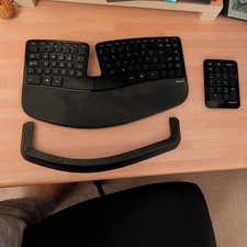 MICROSOFT SCULPT ERGONOMIC KEYBOARD & NUMERIC KEY PAD - UK LAYOUT