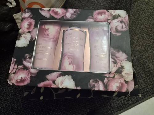 Naylis harding large gift set - naylis&,