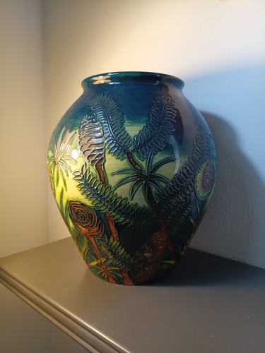 Large vintage moorcroft - large,