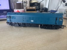 Hornby R072 BR Class 25 247 Diesel Locomotive OO Gauge
