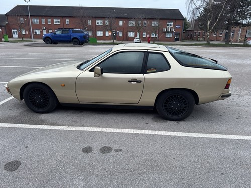 1983 porsche 924 - 1983, champagne