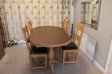 Twin Pedestal Extendable Oak