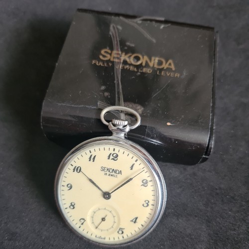 Vintage metal sekonda - vintage,