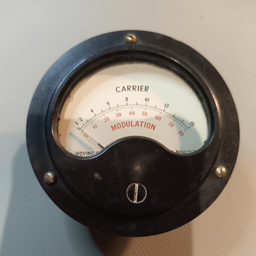 Vintage carrier modulation - vintage, carrier/modulation