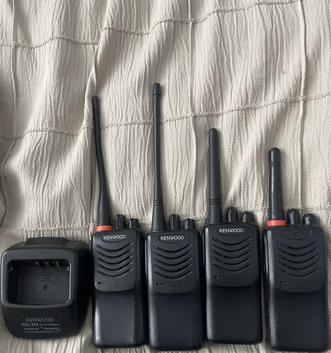 Kenwood 3000 uhf - x4,