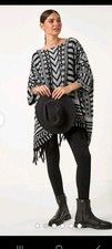 Ladies Grey Poncho Tribal Fringed Size L/XL New With Tags