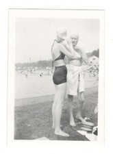 Vintage Photo 2 Young Women