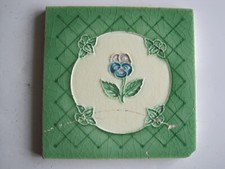 ANTIQUE 6" ART NOUVEAU CORN BROS TILE - PANSY C1898 - 1904 - BROKEN AND REPAIRED