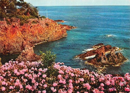 83-ESTEREL-L-SIDE-N�