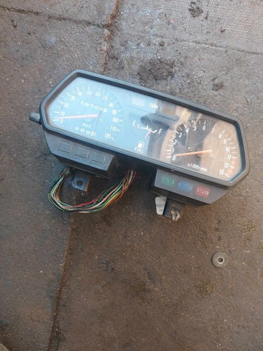 Kawasaki gpz 305 gpz305 clocks - kawasaki,