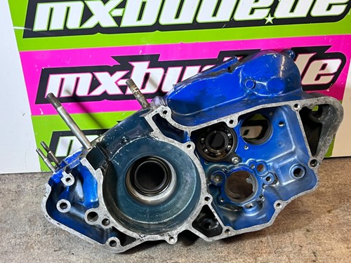 Suzuki 250 crankshaft cases - crankshaft,