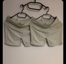 2 x Scrunch Bum Yoga Shorts /