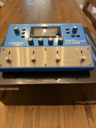 Boss 300 guitar synthesizer - boss, sy-300