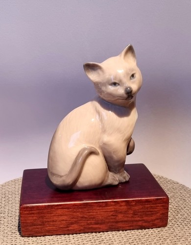 Retired lladro lucky - retired,