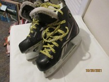 Reebok size 4 ice skates