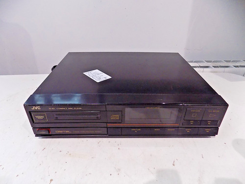 Jvc e3bk compact disc - compact, cd