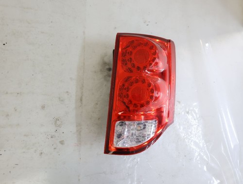 Right tail light chrysler - tail,
