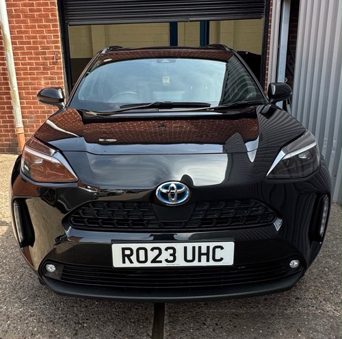 Toyota yaris cross - toyota,