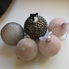 Christmas Tree Baubles  x 5