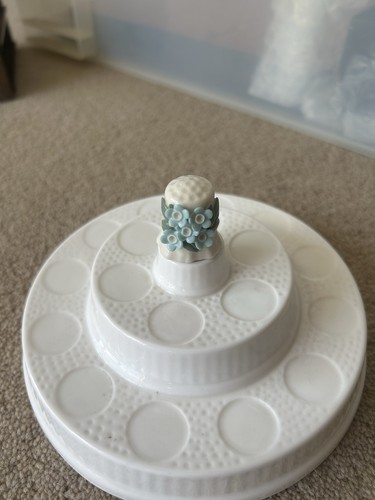 Chessell pottery thimble with - thimble,