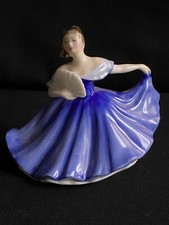 ROYAL DOULTON ELAINE HN 3214