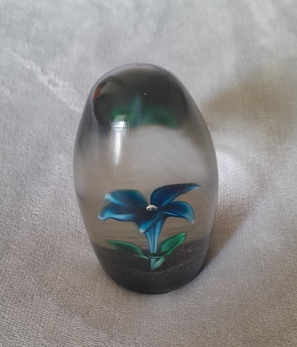 Large pretty strathearn - pretty, 1970s