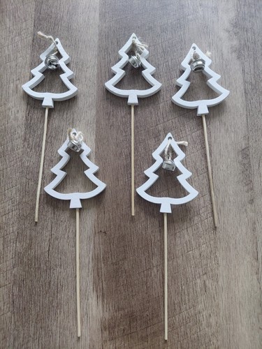 White wooden christmas tree - white,