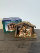 Jesus Manger Scene Nativity Set International Christmas Decoration