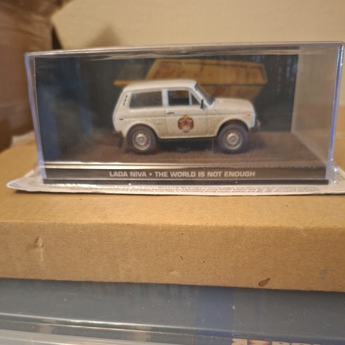 Fabbri james bond cars - james,