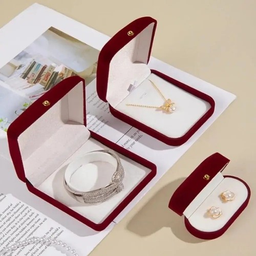 High quality jewellery - high,
