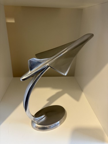 Aluminium concorde stand - on,