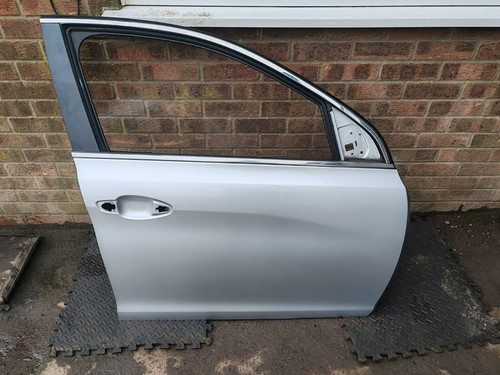 Peugeot 308 2015 - 2015, drivers
