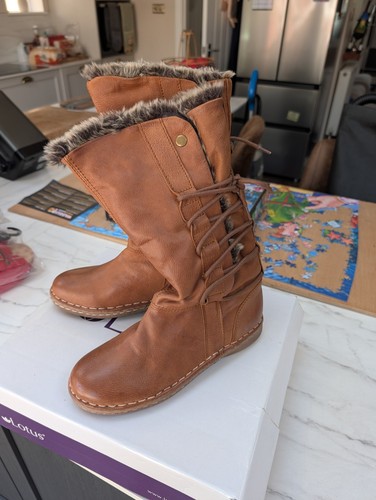 Ladies lotus leather snowboot