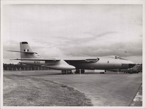 Vickers valiant wz365 - vickers, vintage