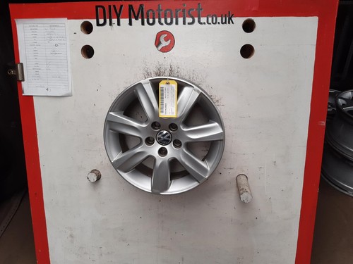 Volkswagen polo wheel - volkswagen,