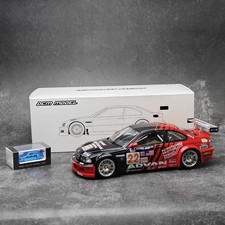 DCM 1/18 BMW M3 GTR E46