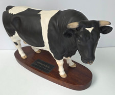 Beswick Friesian Bull A Connoisseur Model on plinth 29 cm long.