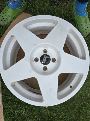 Bola b10 alloy - b10, white