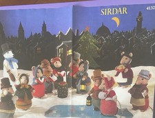 Alan Dart’s Dickensian Mice Toy Knitting Pattern Sirdar 4132 Good Condition