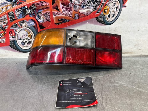 Porsche 944 left rear tail