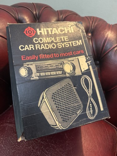 Vintage car radio hitachi - vintage,