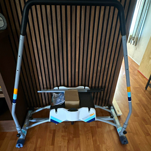 Aeroski ski exercise - ski, machine