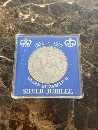1977 queen elizabeth silver - 1977,