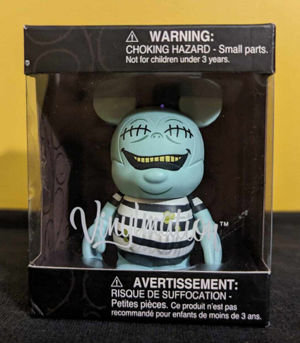 Disney store vinylmation - disney,